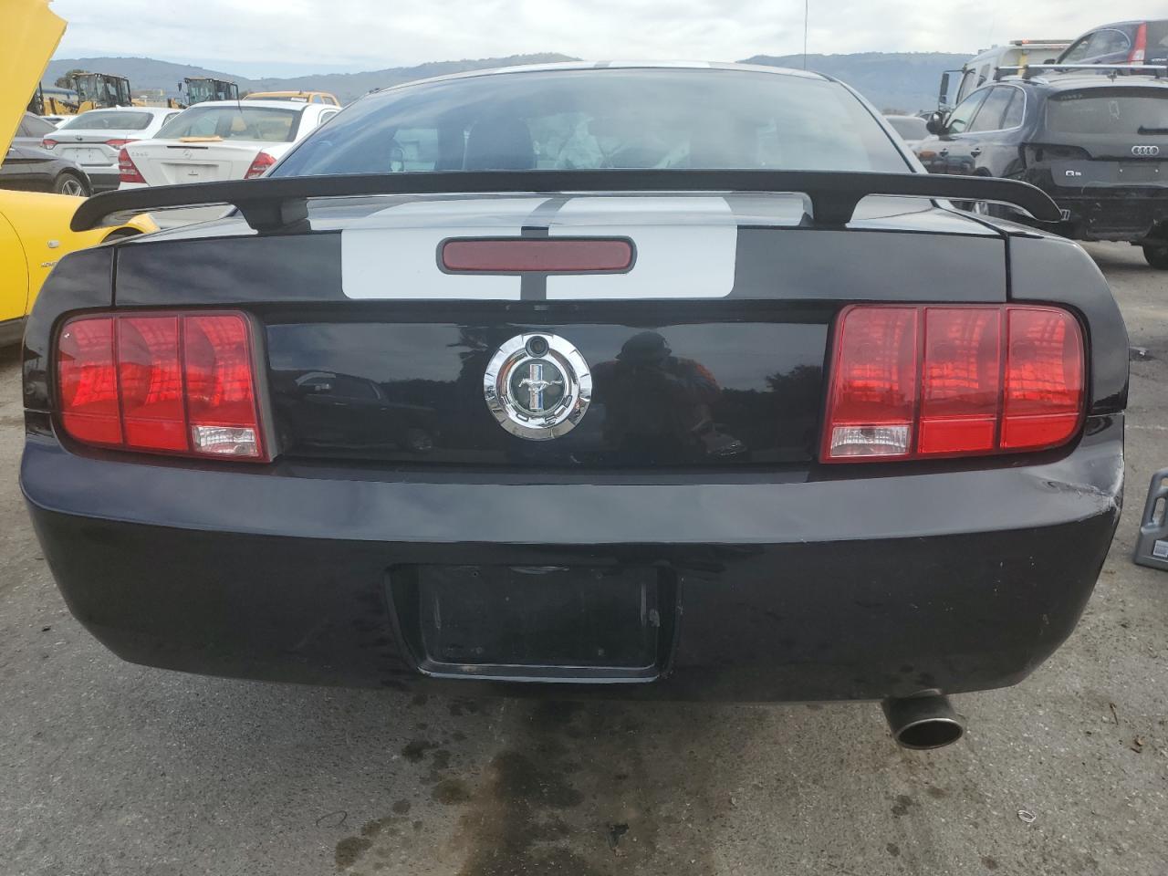 2005 FORD MUSTANG