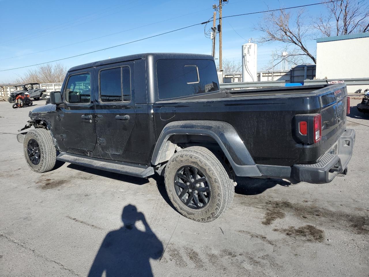 2022 JEEP Gladiator