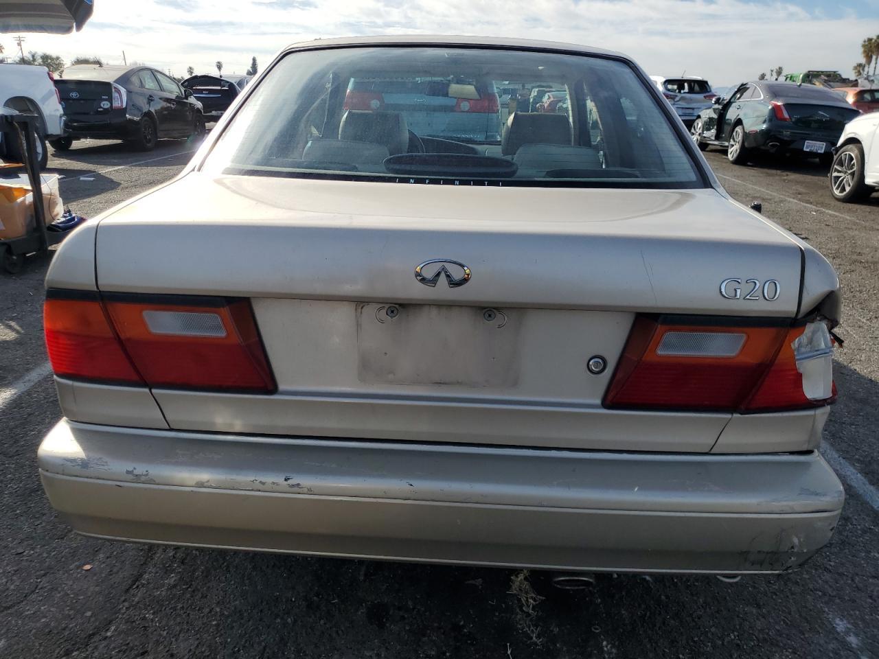1996 INFINITI G20
