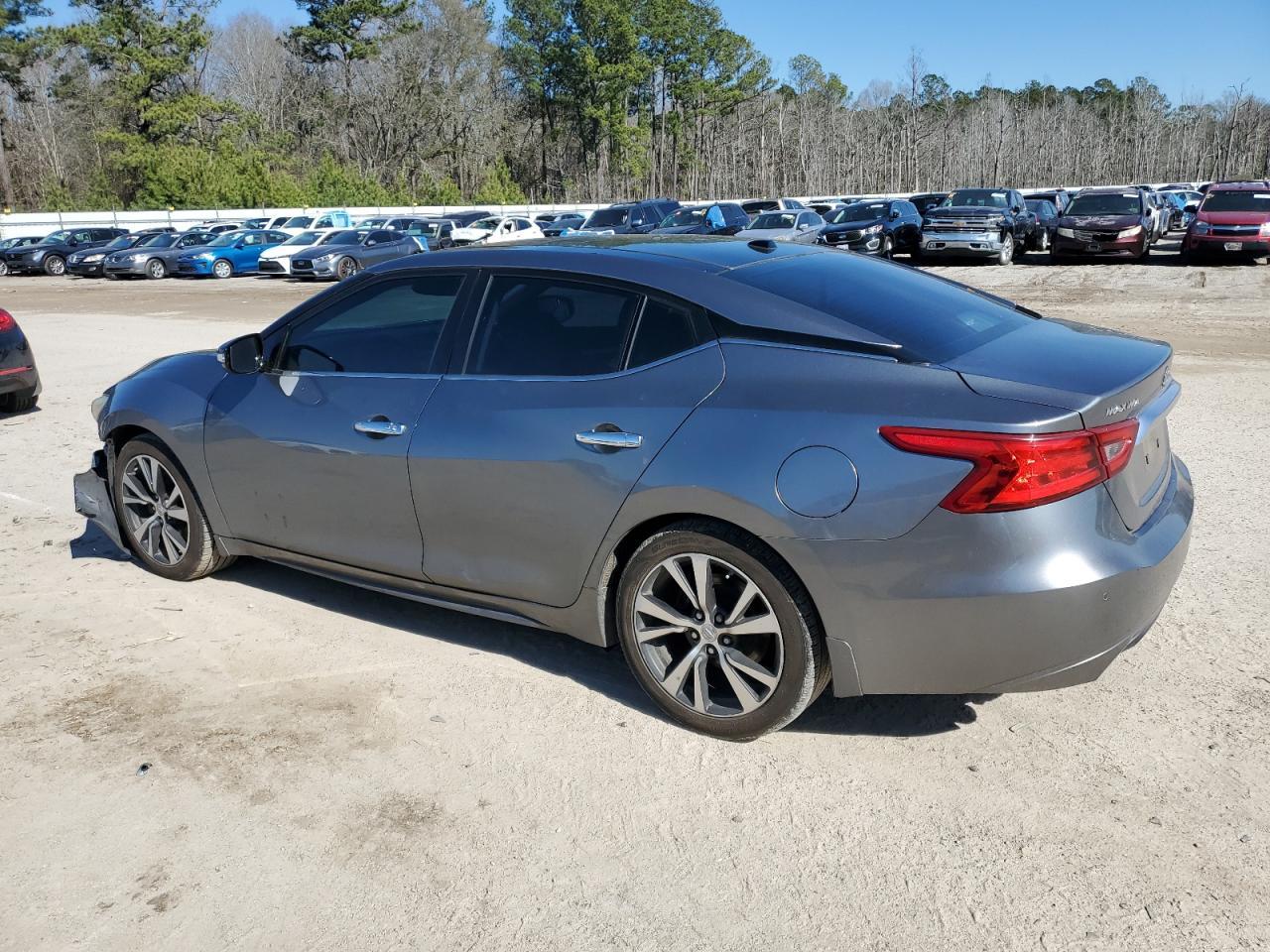 2016 NISSAN Maxima