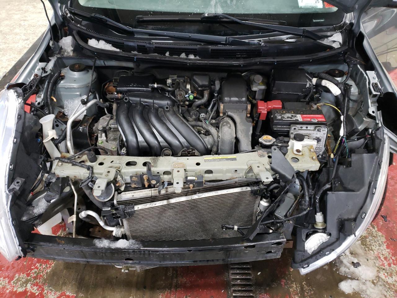 2012 NISSAN VERSA