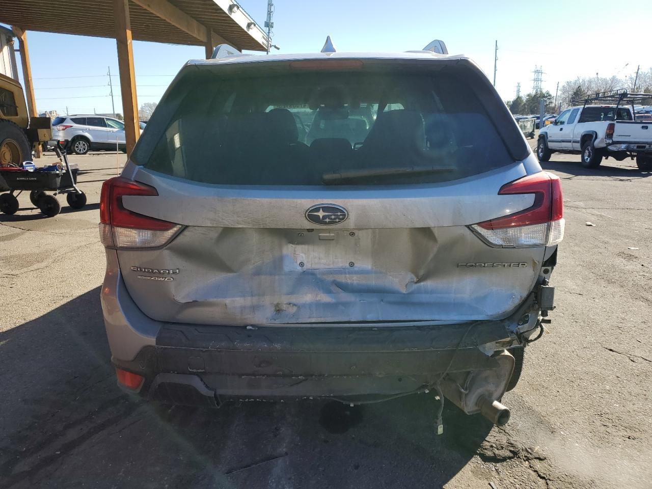2021 SUBARU FORESTER