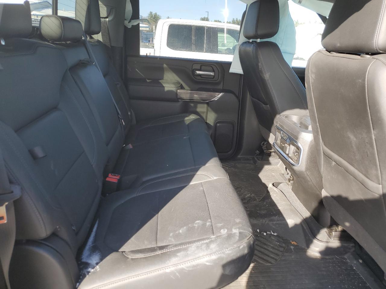 2021 CHEVROLET Silverado