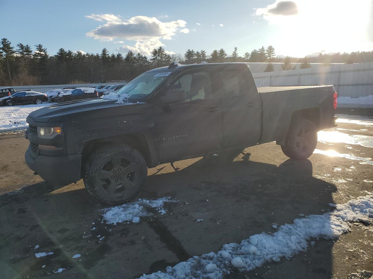 2017 CHEVROLET Silverado