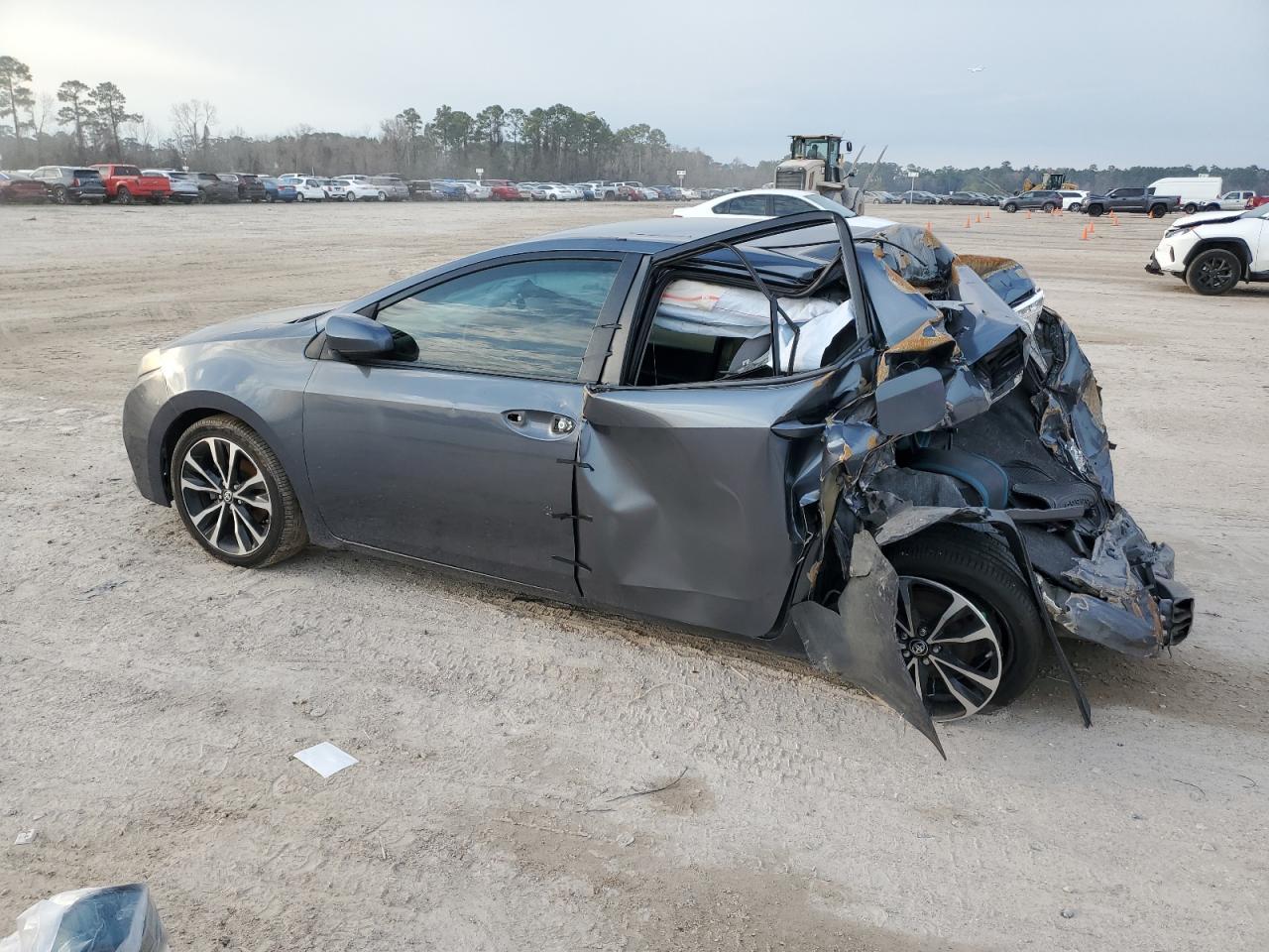 2015 TOYOTA COROLLA