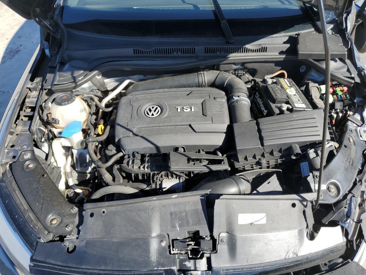 2018 VOLKSWAGEN JETTA