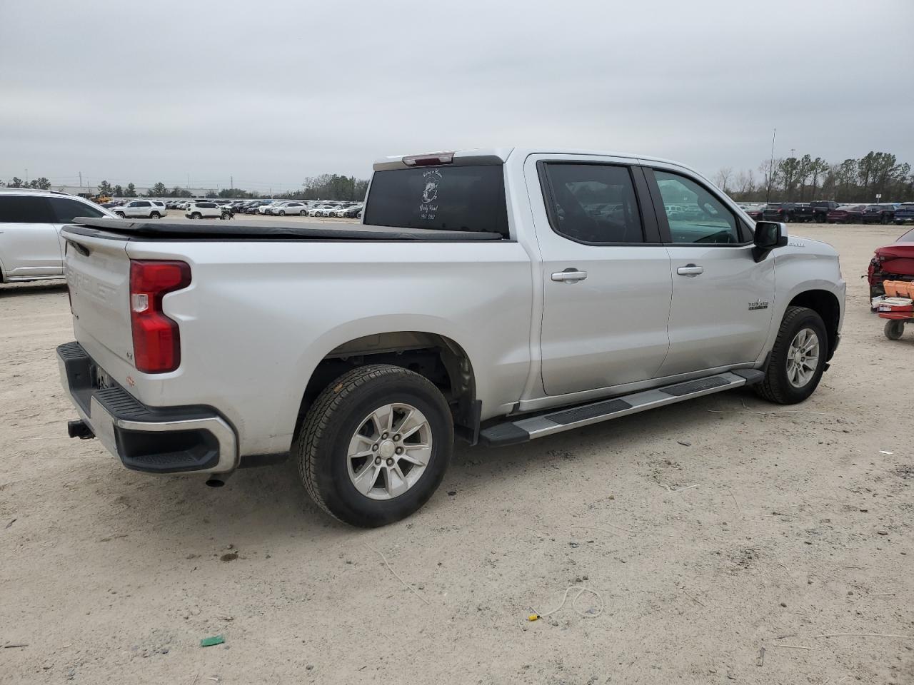 2021 CHEVROLET Silverado
