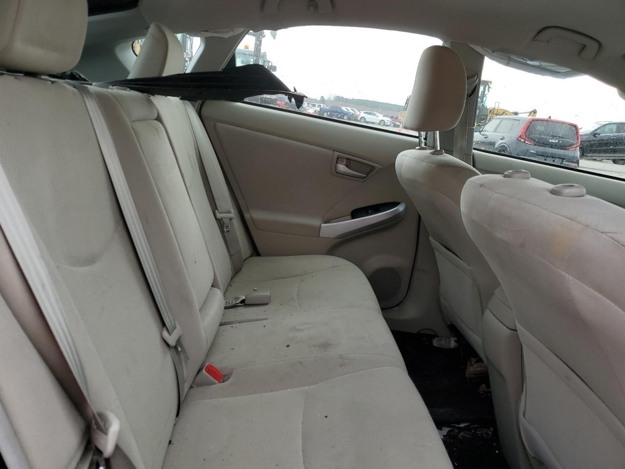 2013 TOYOTA PRIUS