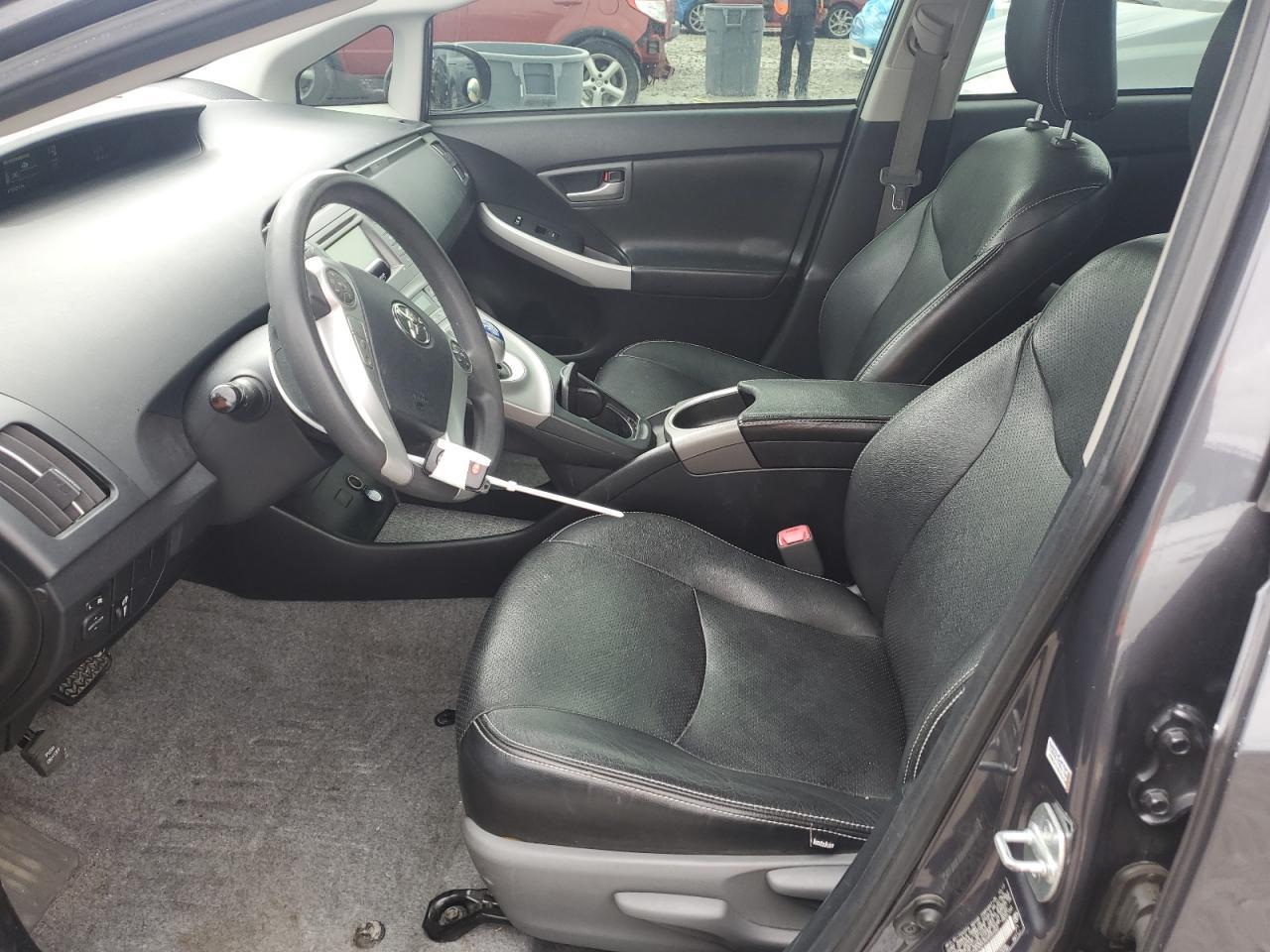 2013 TOYOTA PRIUS