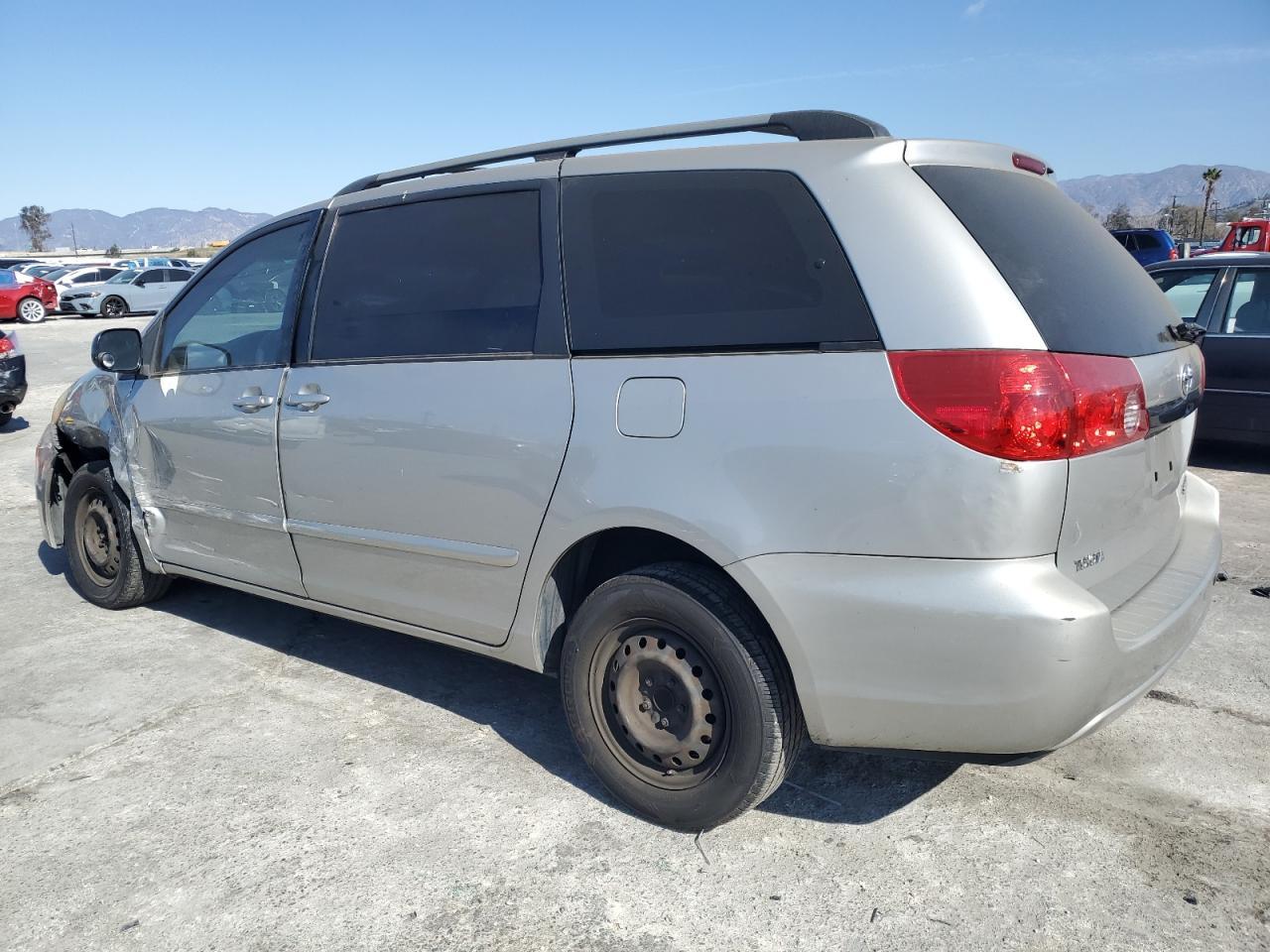 2008 TOYOTA SIENNA