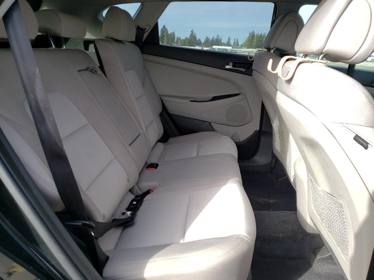 2016 HYUNDAI TUCSON