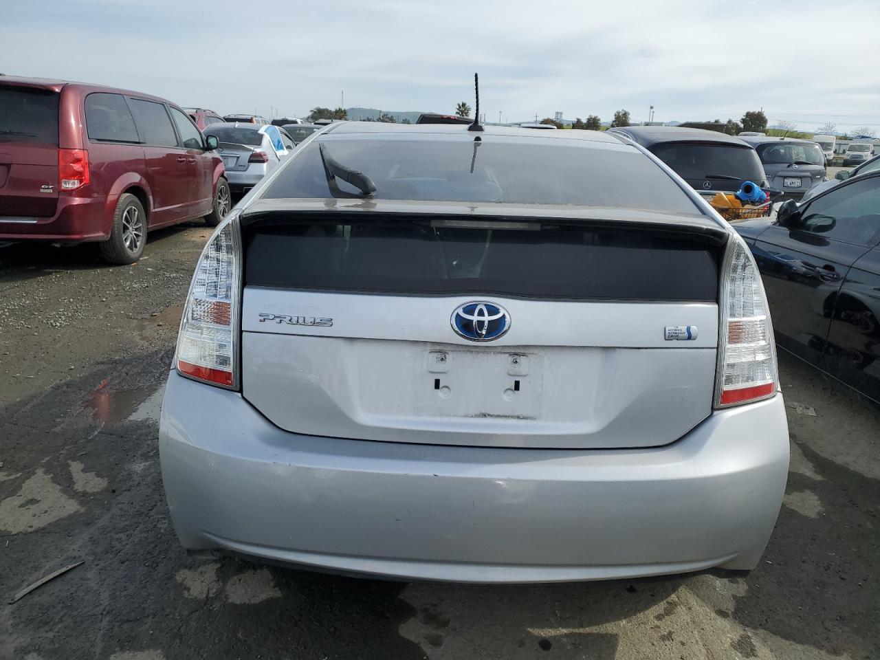 2011 TOYOTA PRIUS
