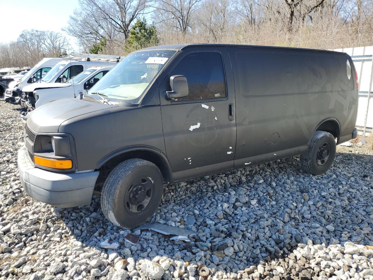 2005 CHEVROLET Express 3500