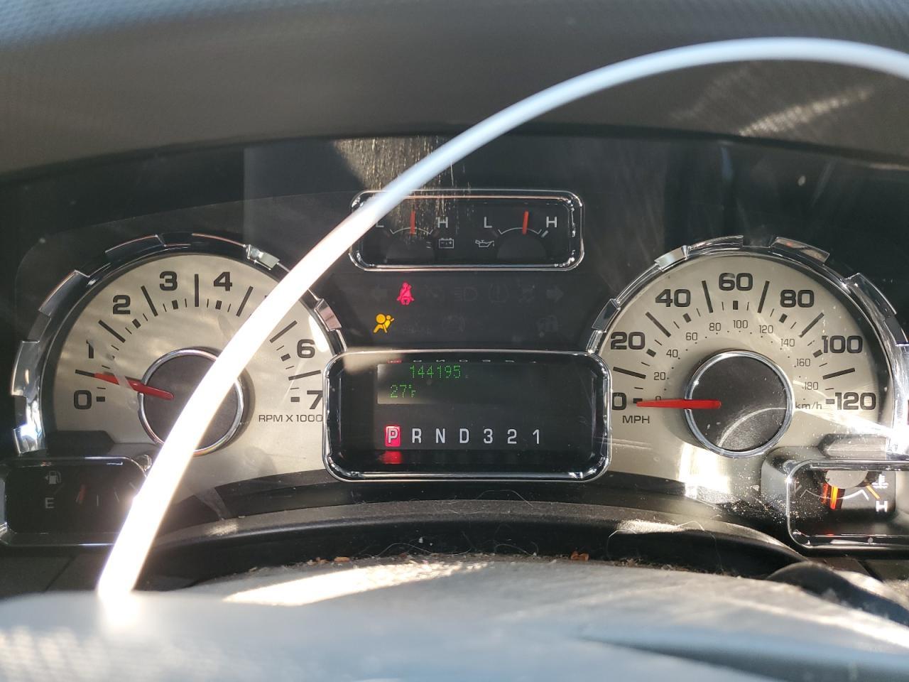2010 FORD Expedition