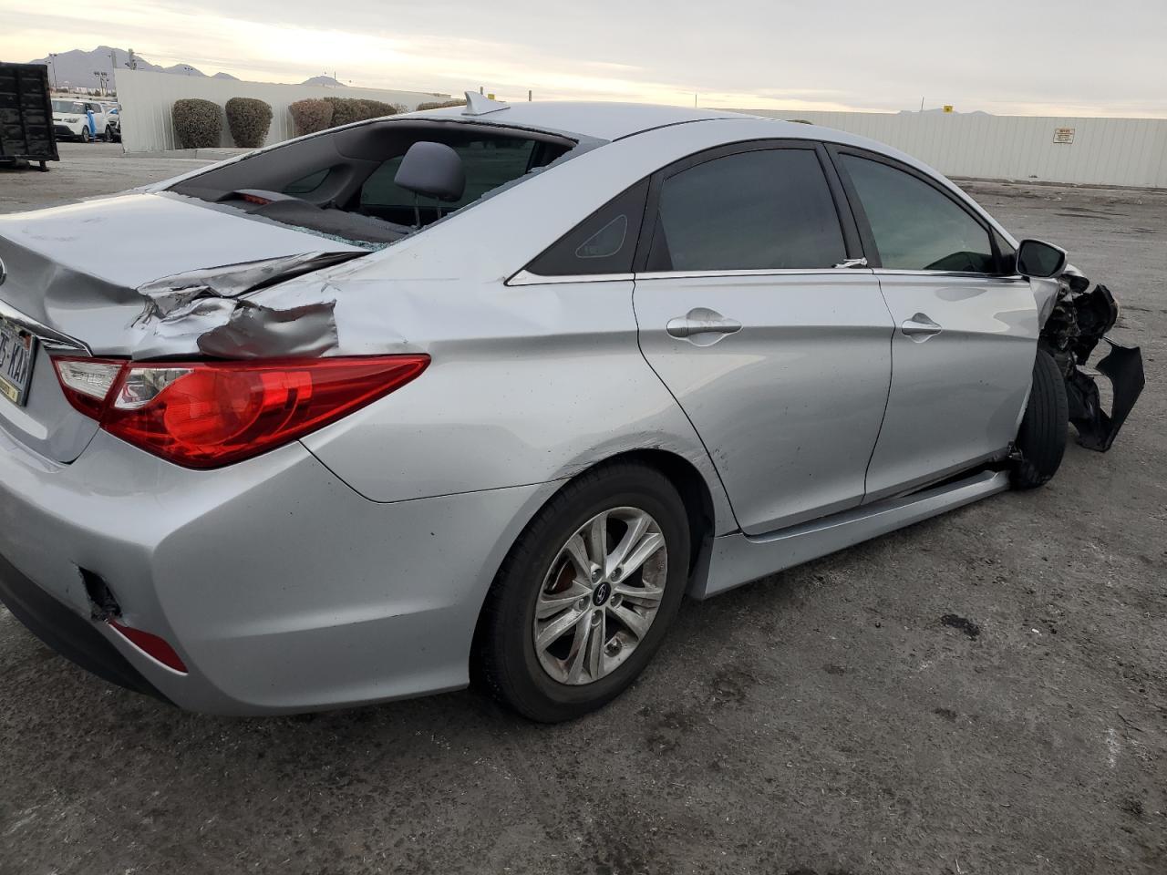 2014 HYUNDAI SONATA