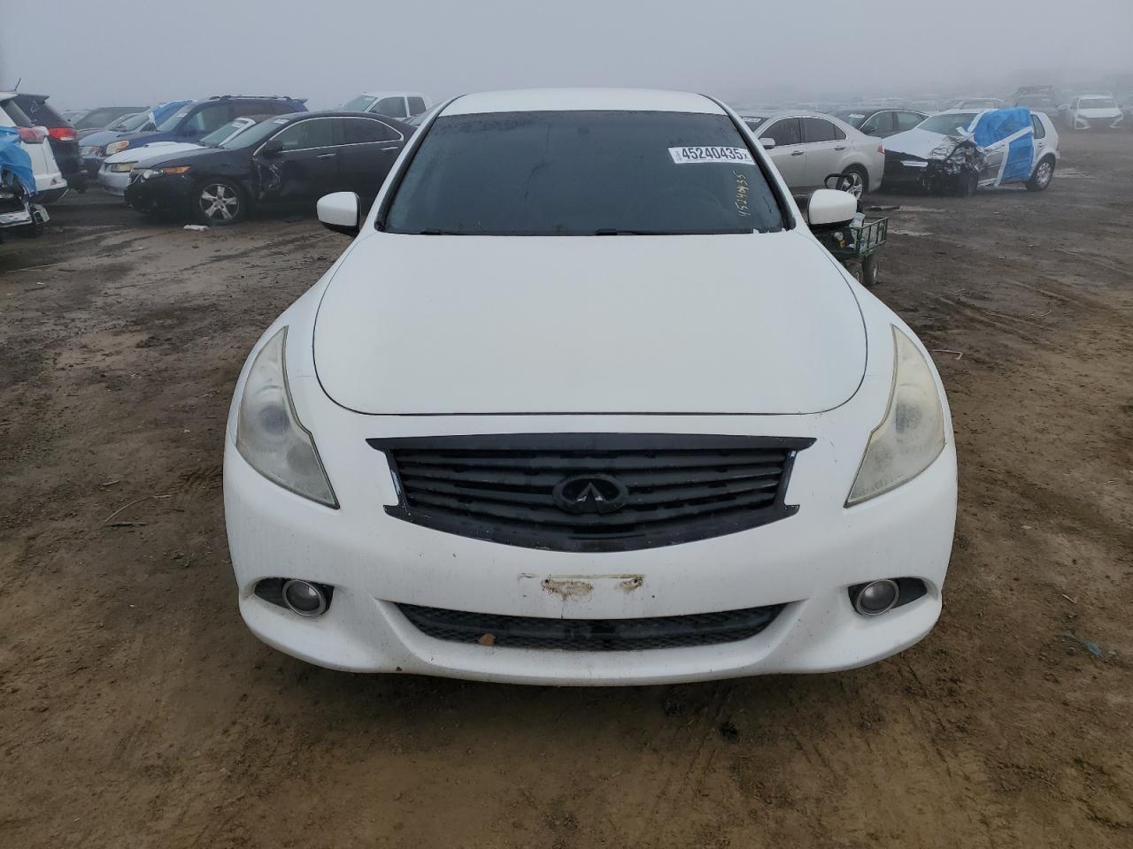 2011 INFINITI G37