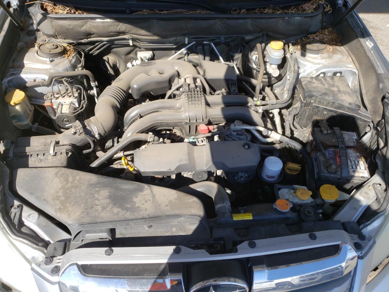 2013 SUBARU Outback