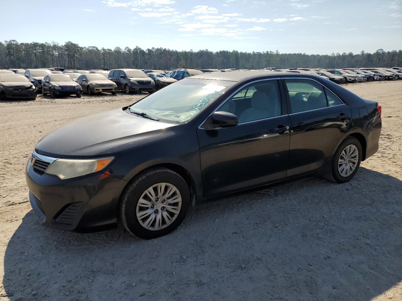 2013 TOYOTA CAMRY