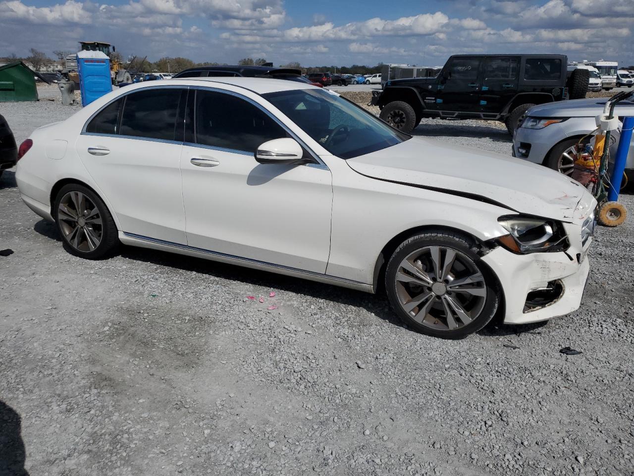 2016 MERCEDES-BENZ C-CLASS