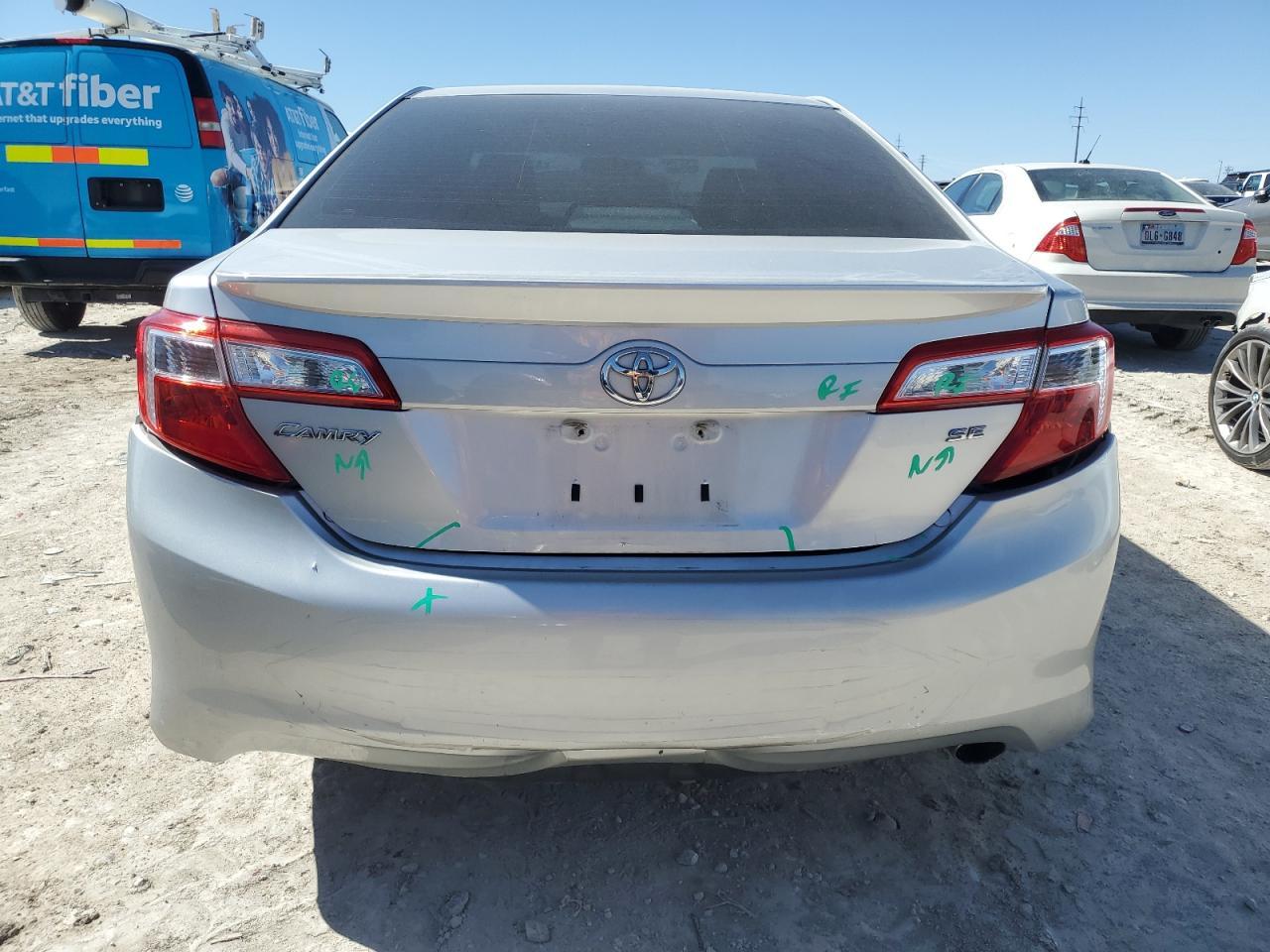 2012 TOYOTA CAMRY
