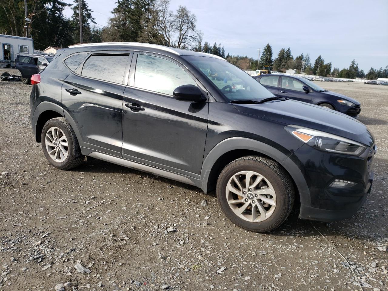 2016 HYUNDAI TUCSON