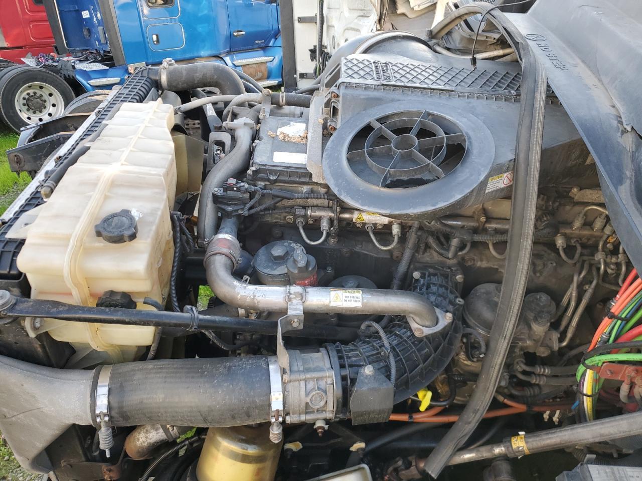 2015 FREIGHTLINER CASCADIA 125
