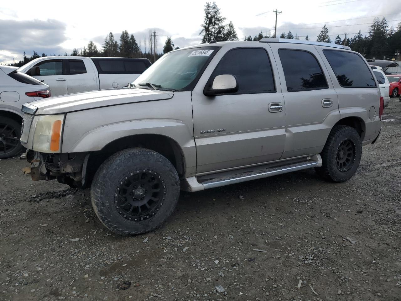 2004 CADILLAC ESCALADE