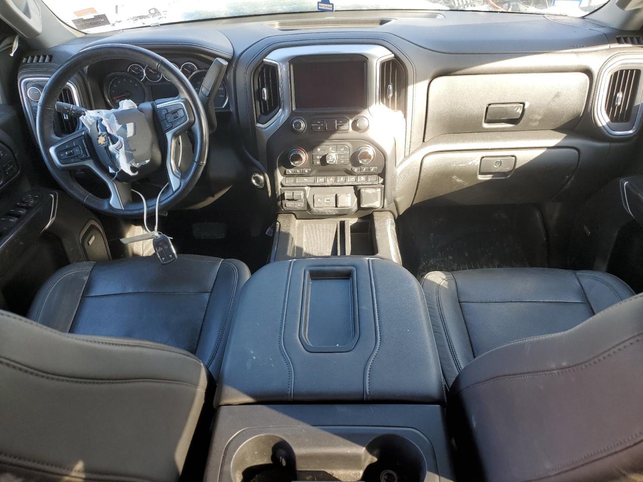 2021 CHEVROLET Silverado