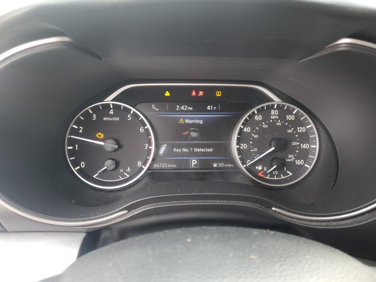 2017 NISSAN Maxima