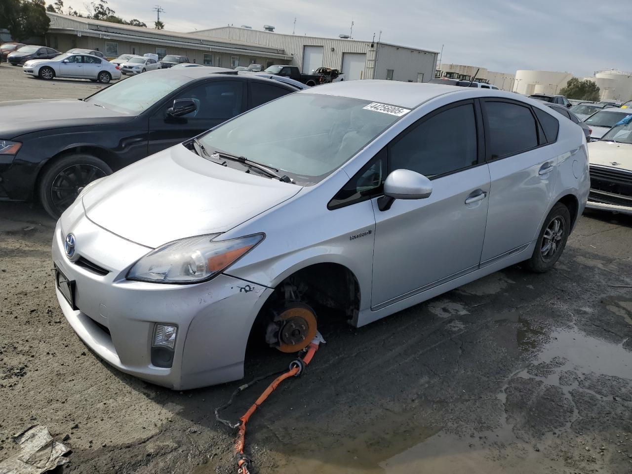 2011 TOYOTA PRIUS
