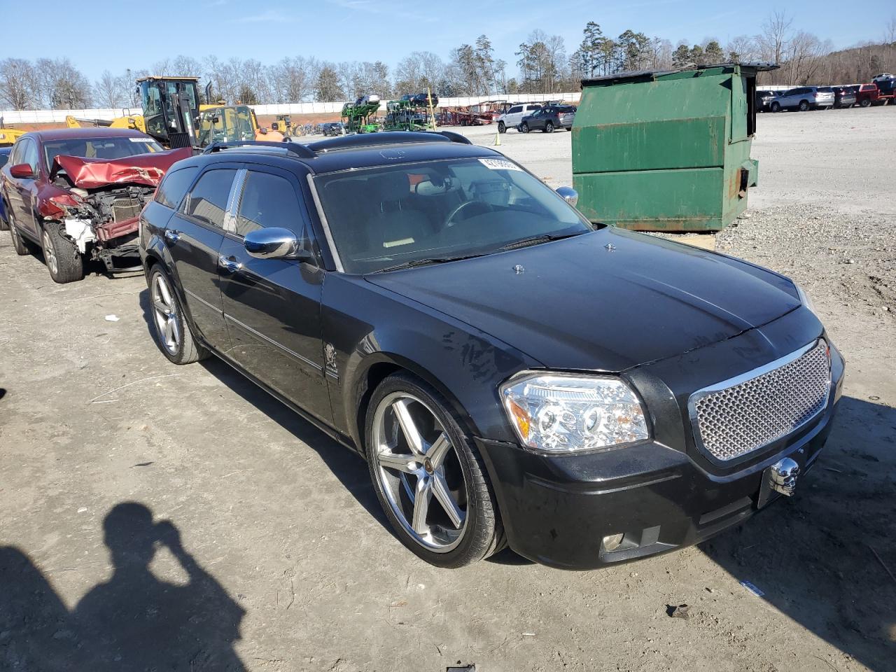 2005 DODGE MAGNUM