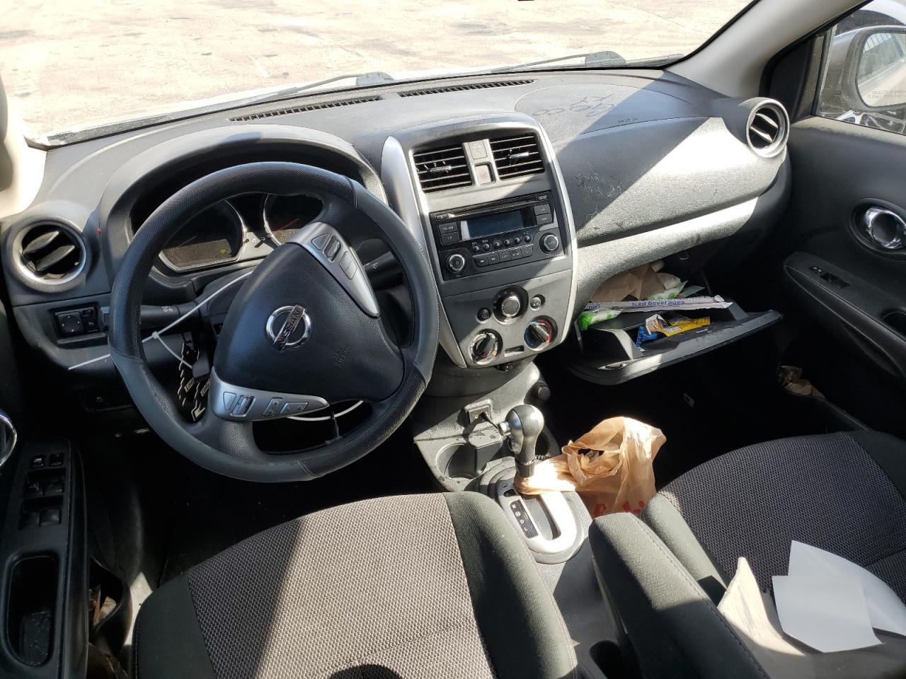 2017 NISSAN VERSA
