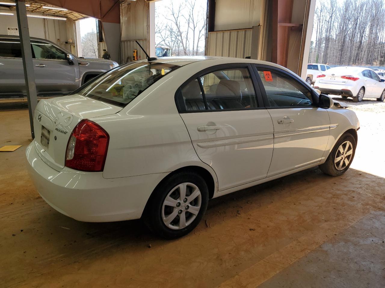 2010 HYUNDAI ACCENT