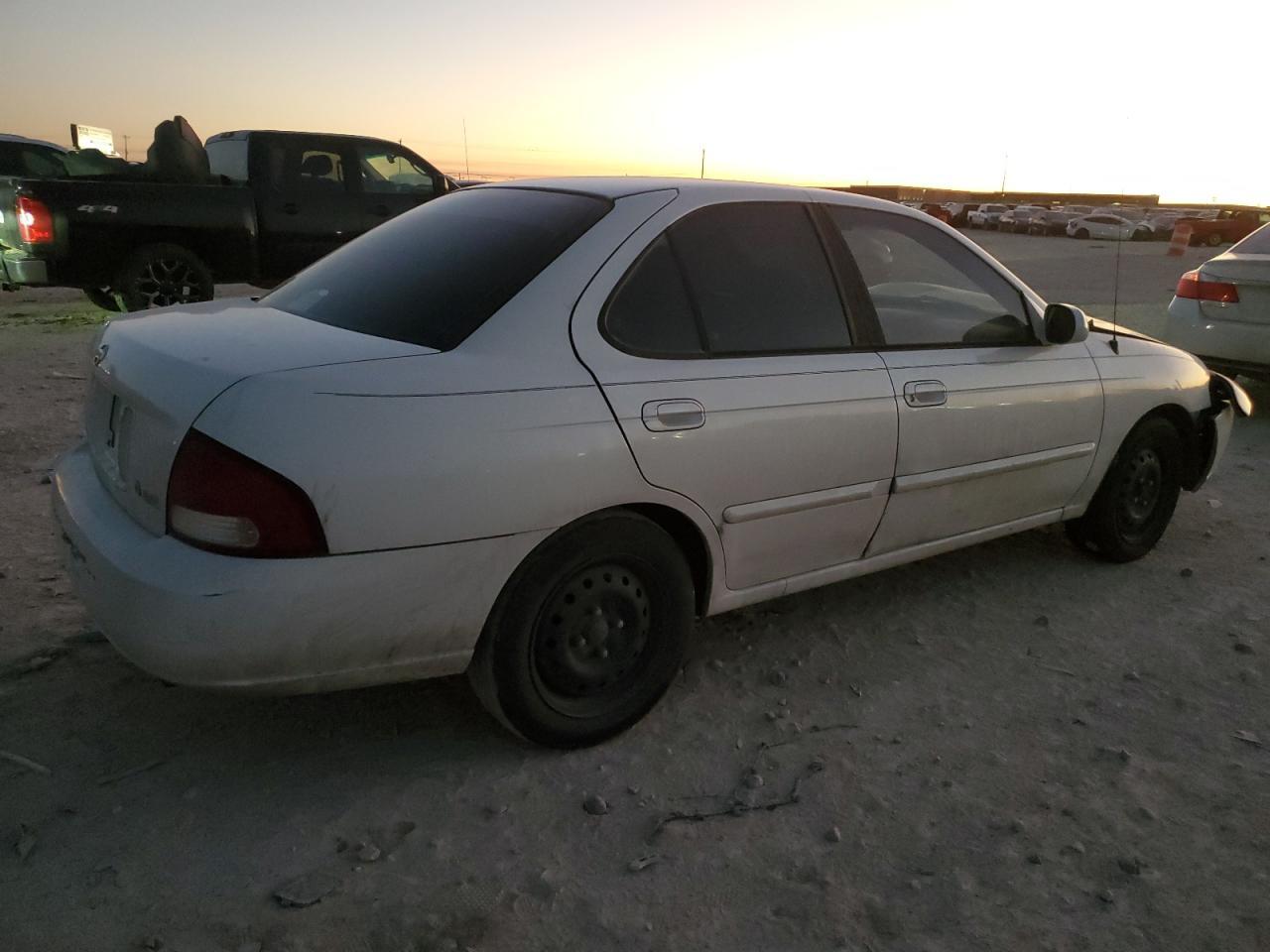 2000 NISSAN SENTRA