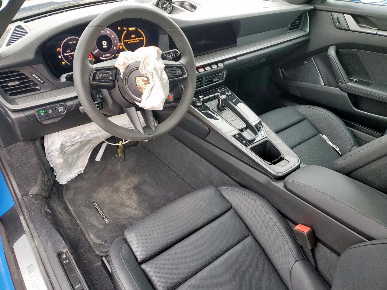 2025 PORSCHE 911
