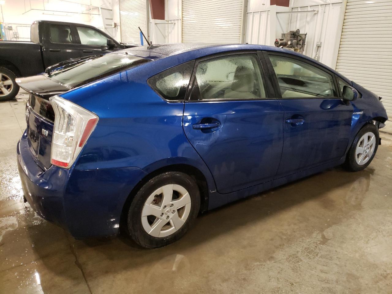2010 TOYOTA PRIUS