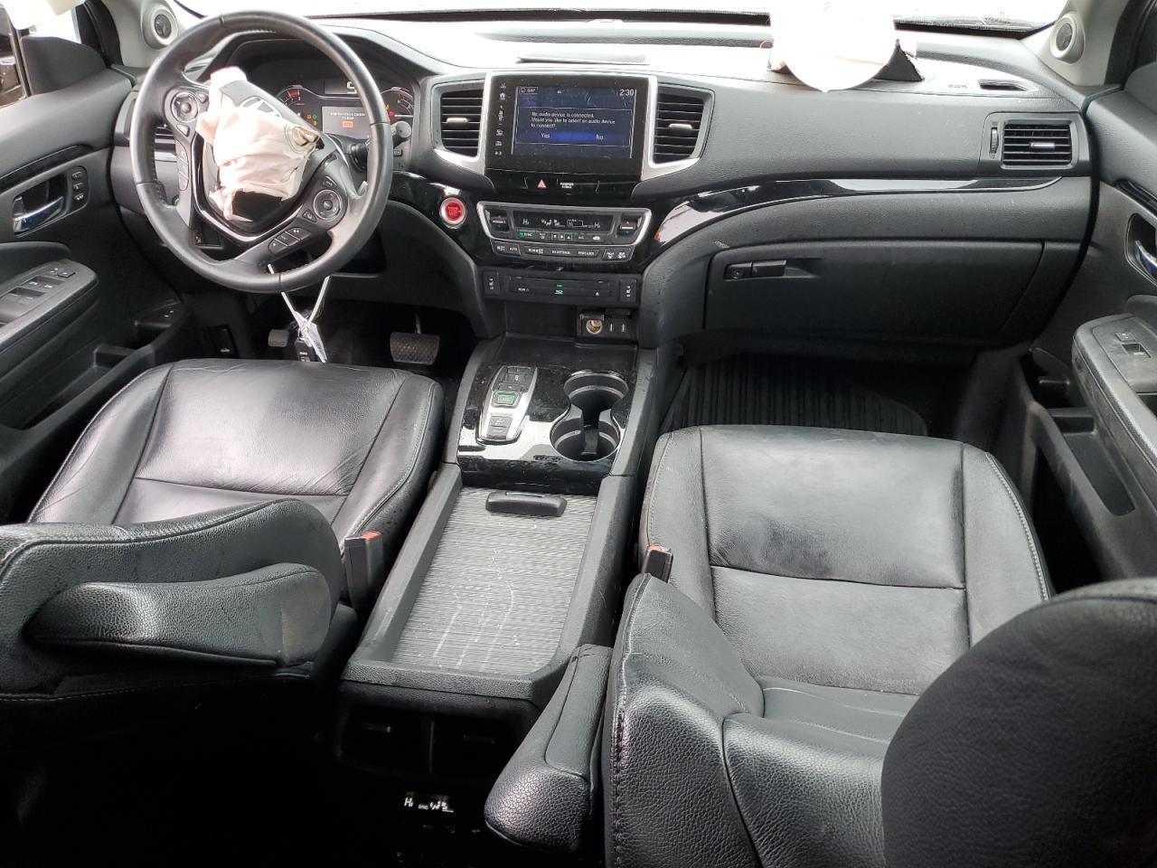 2017 HONDA PILOT