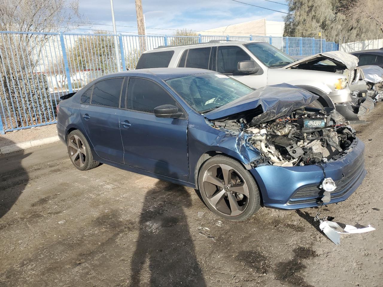 2016 VOLKSWAGEN JETTA