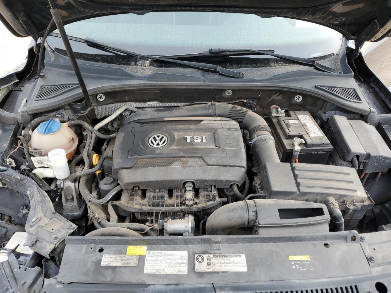 2015 VOLKSWAGEN Passat