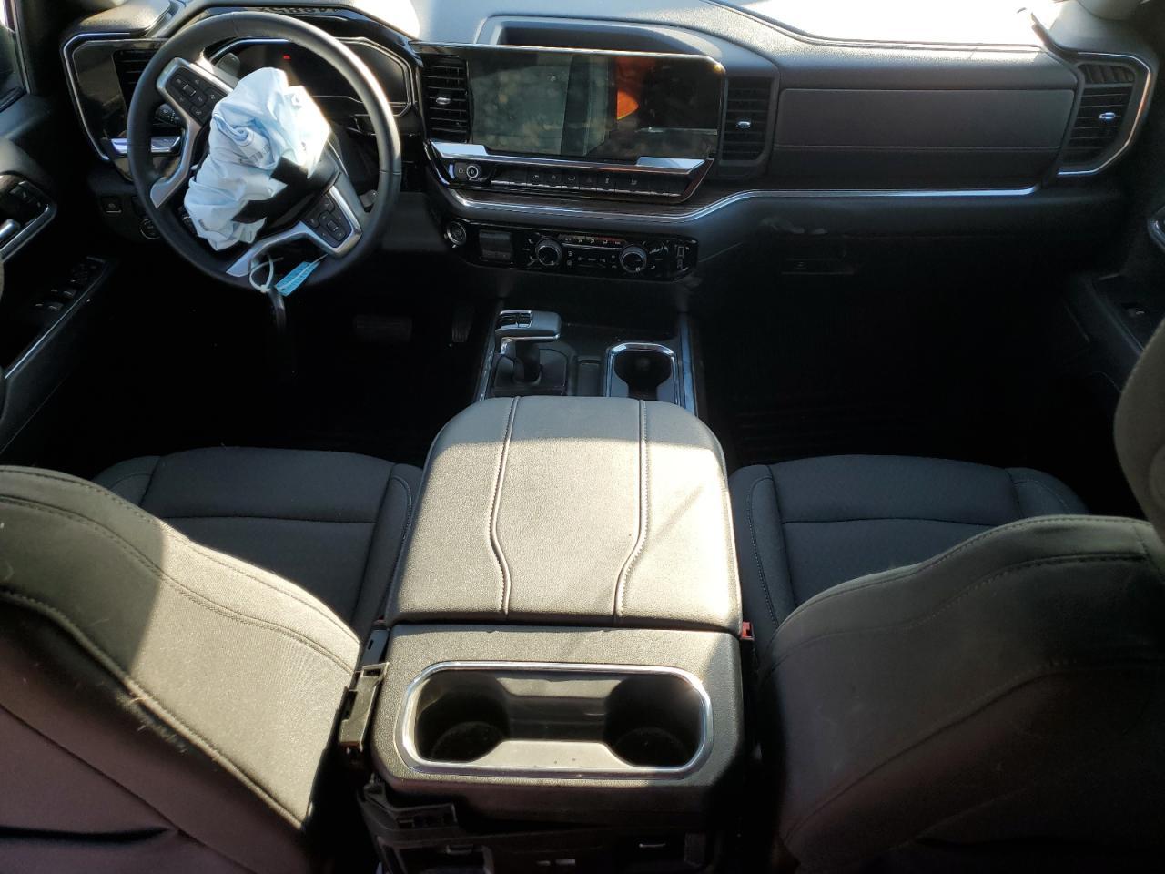 2023 CHEVROLET Silverado