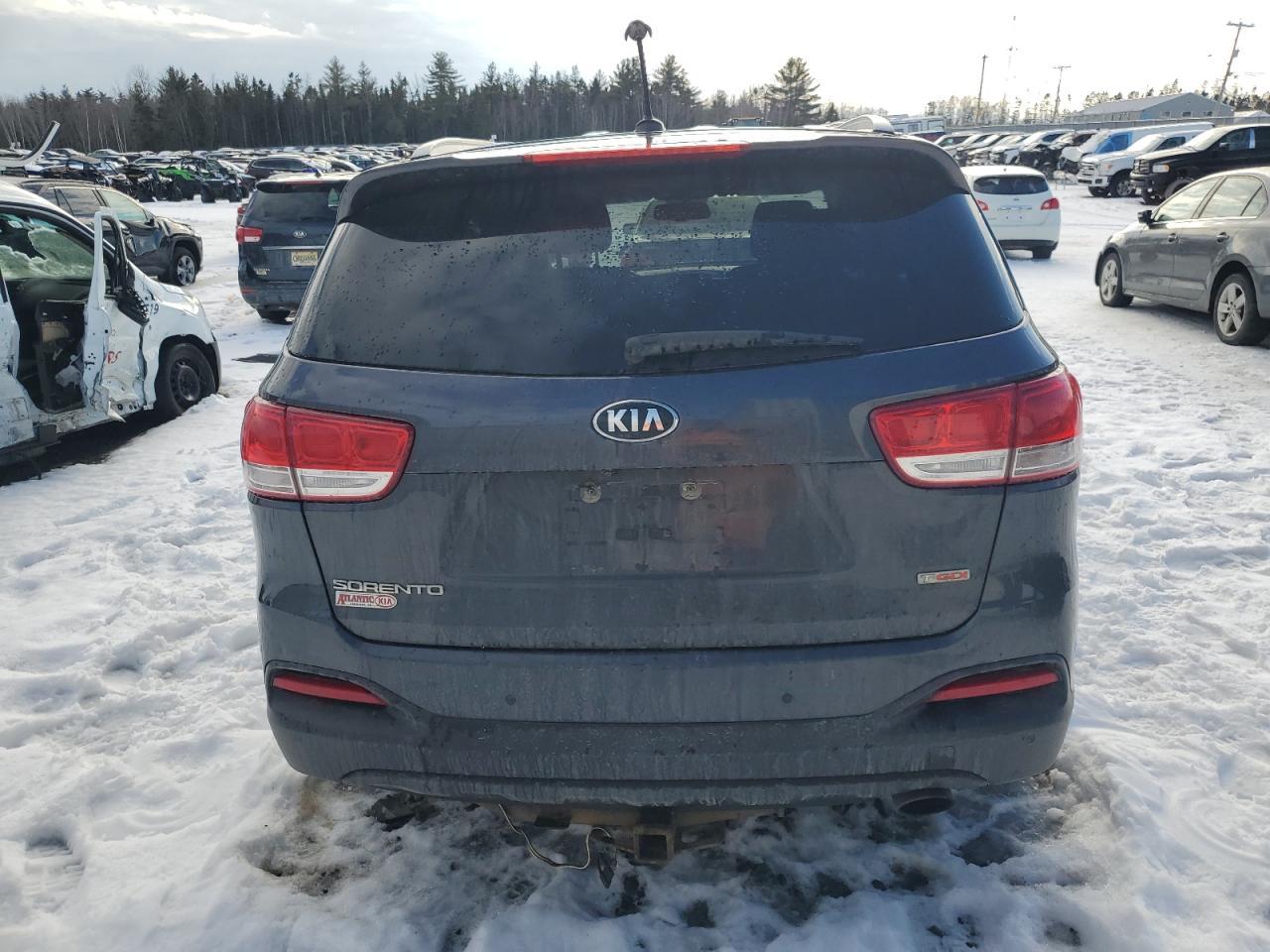 2016 KIA SORENTO