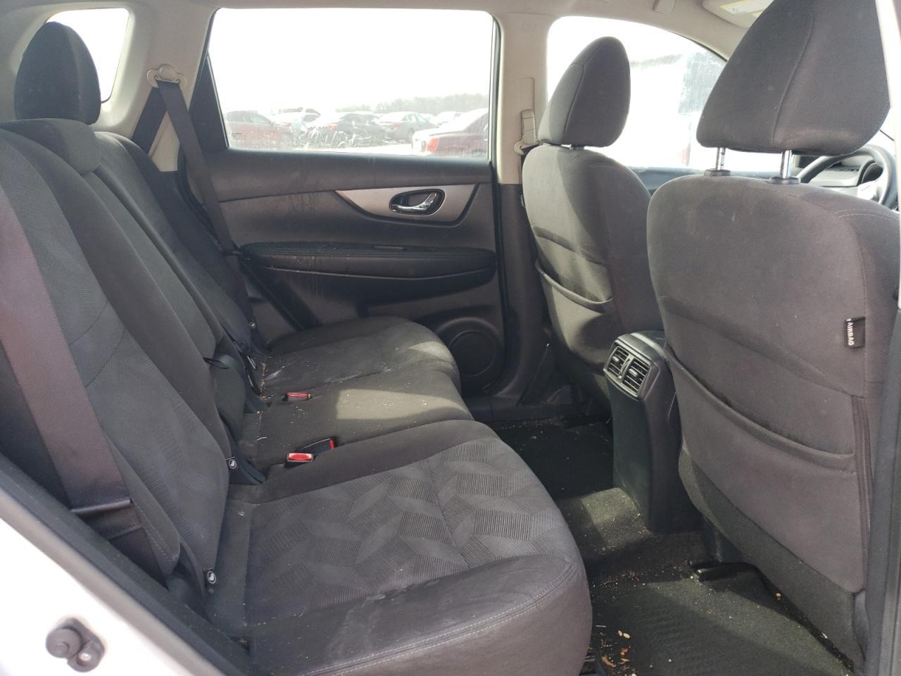 2016 NISSAN ROGUE
