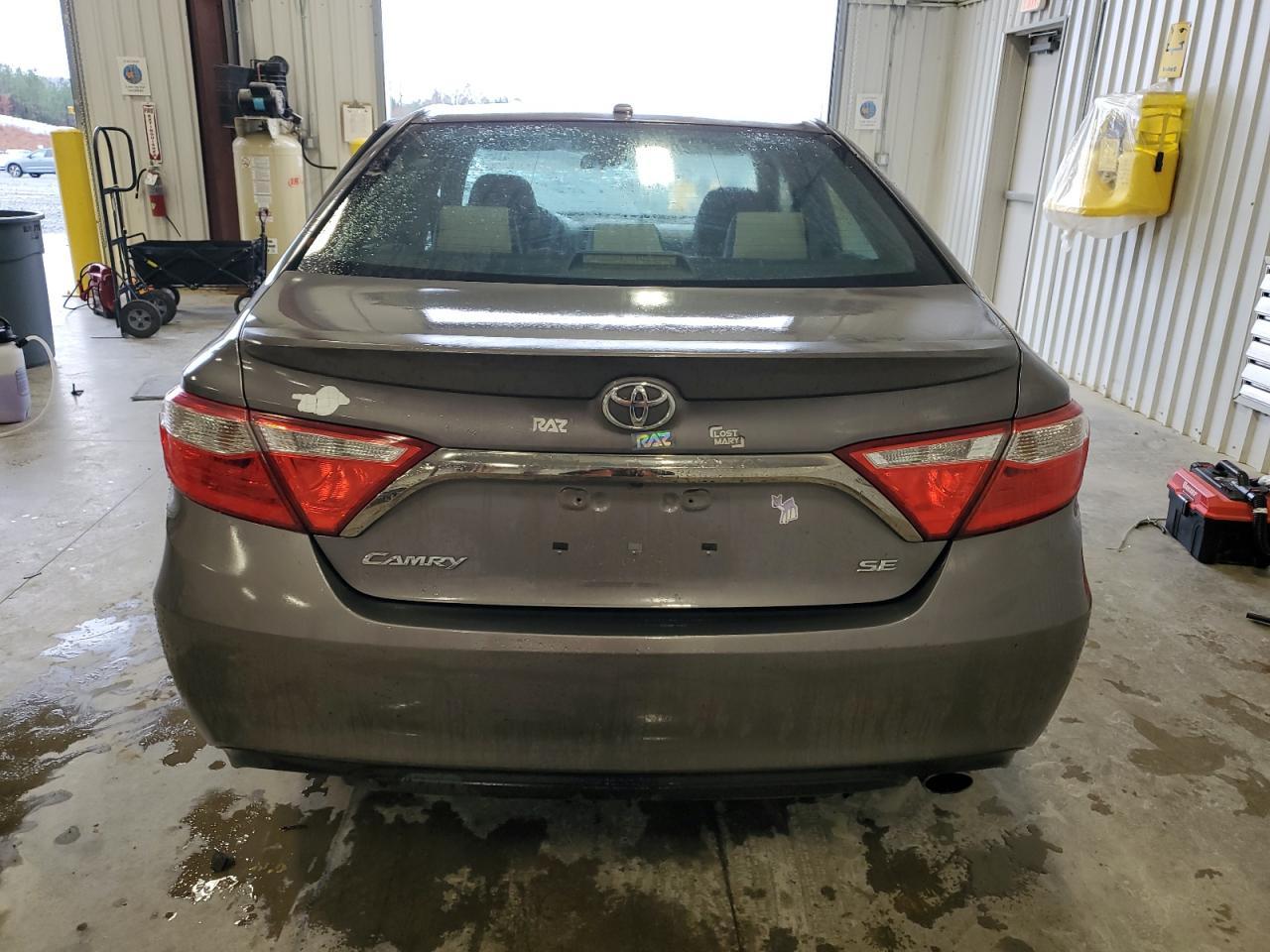 2015 TOYOTA CAMRY