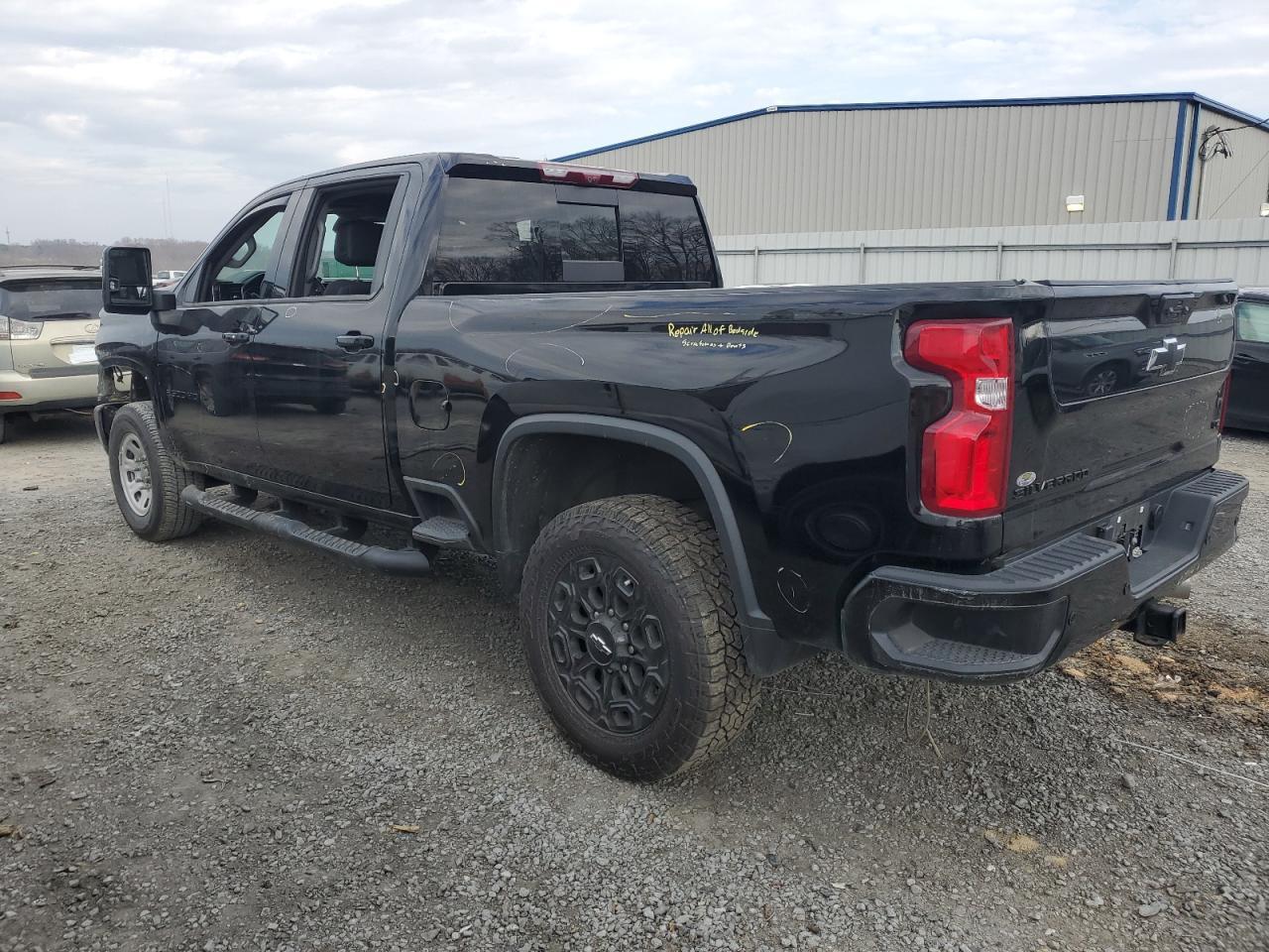 2024 CHEVROLET Silverado