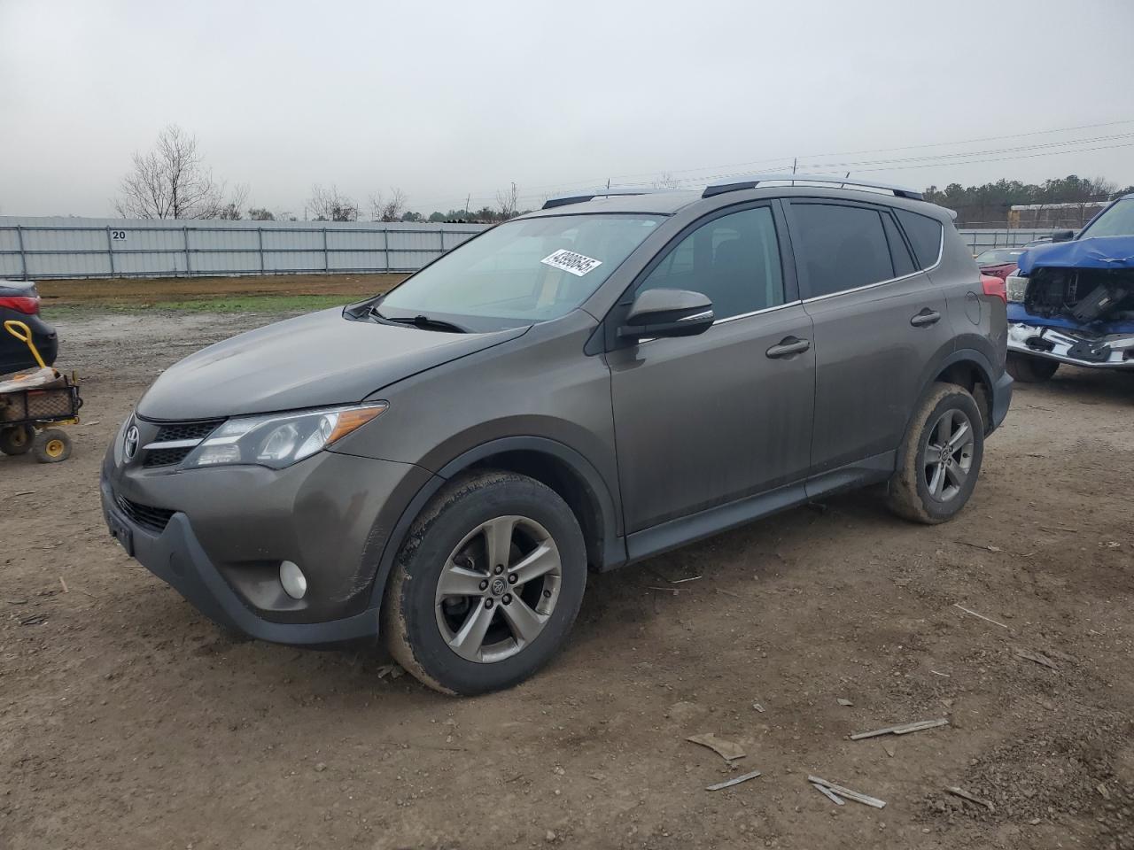 2015 TOYOTA RAV4