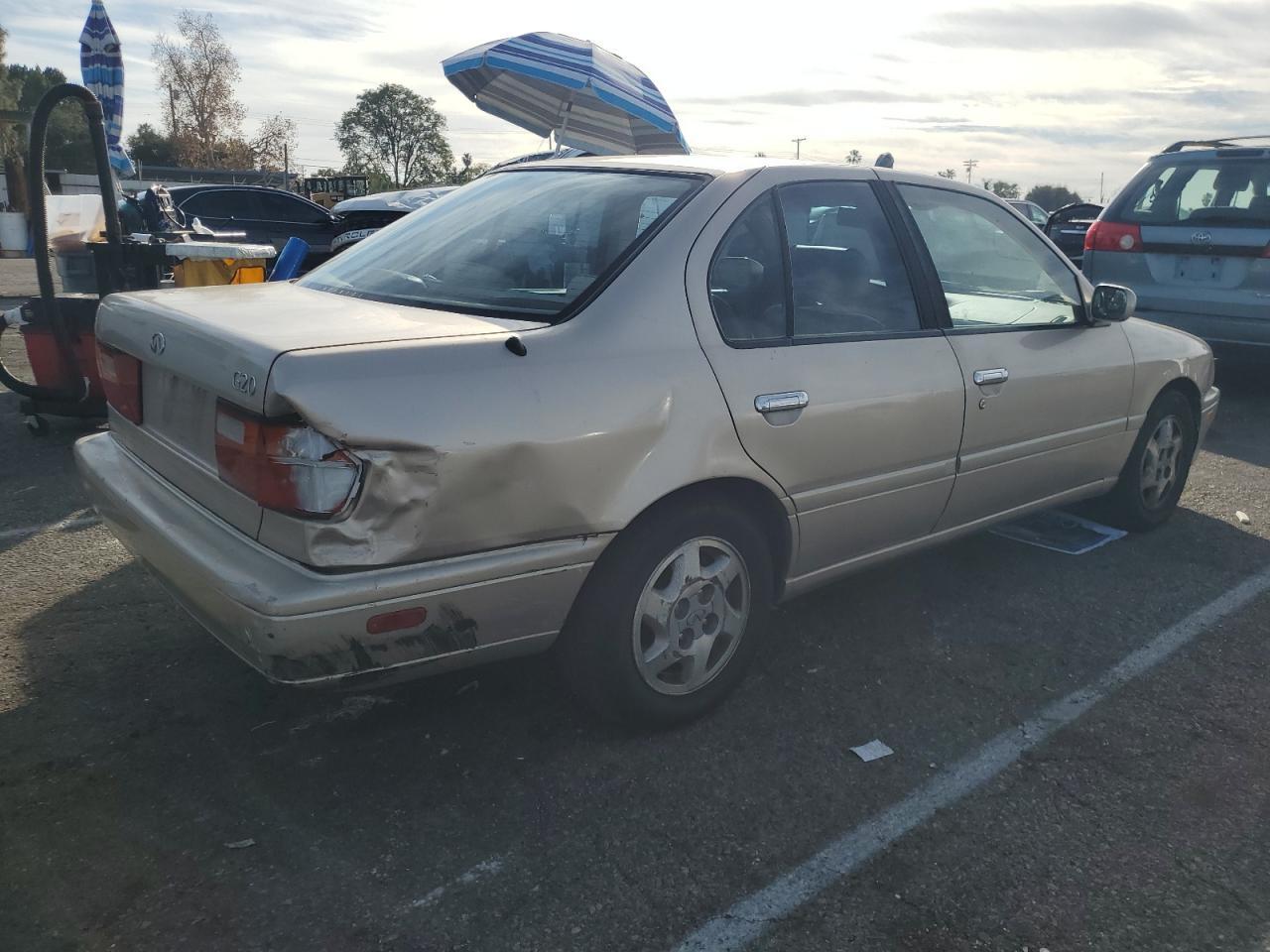 1996 INFINITI G20