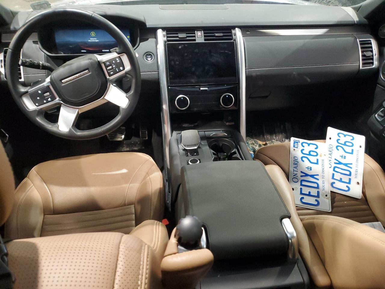 2024 LAND ROVER Discovery