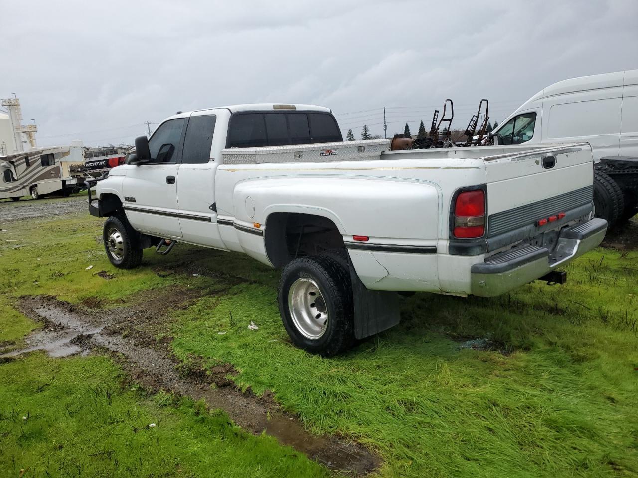 1996 DODGE Ram 3500