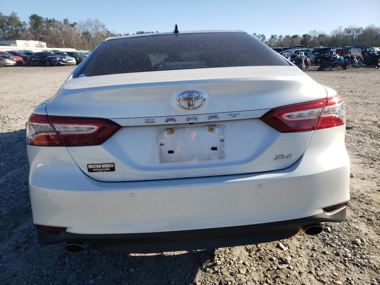 2019 TOYOTA CAMRY