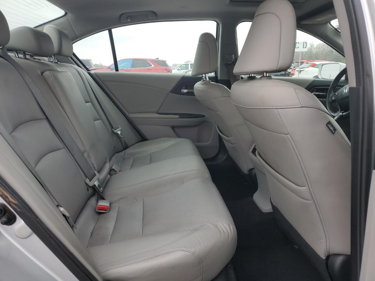 2015 HONDA ACCORD